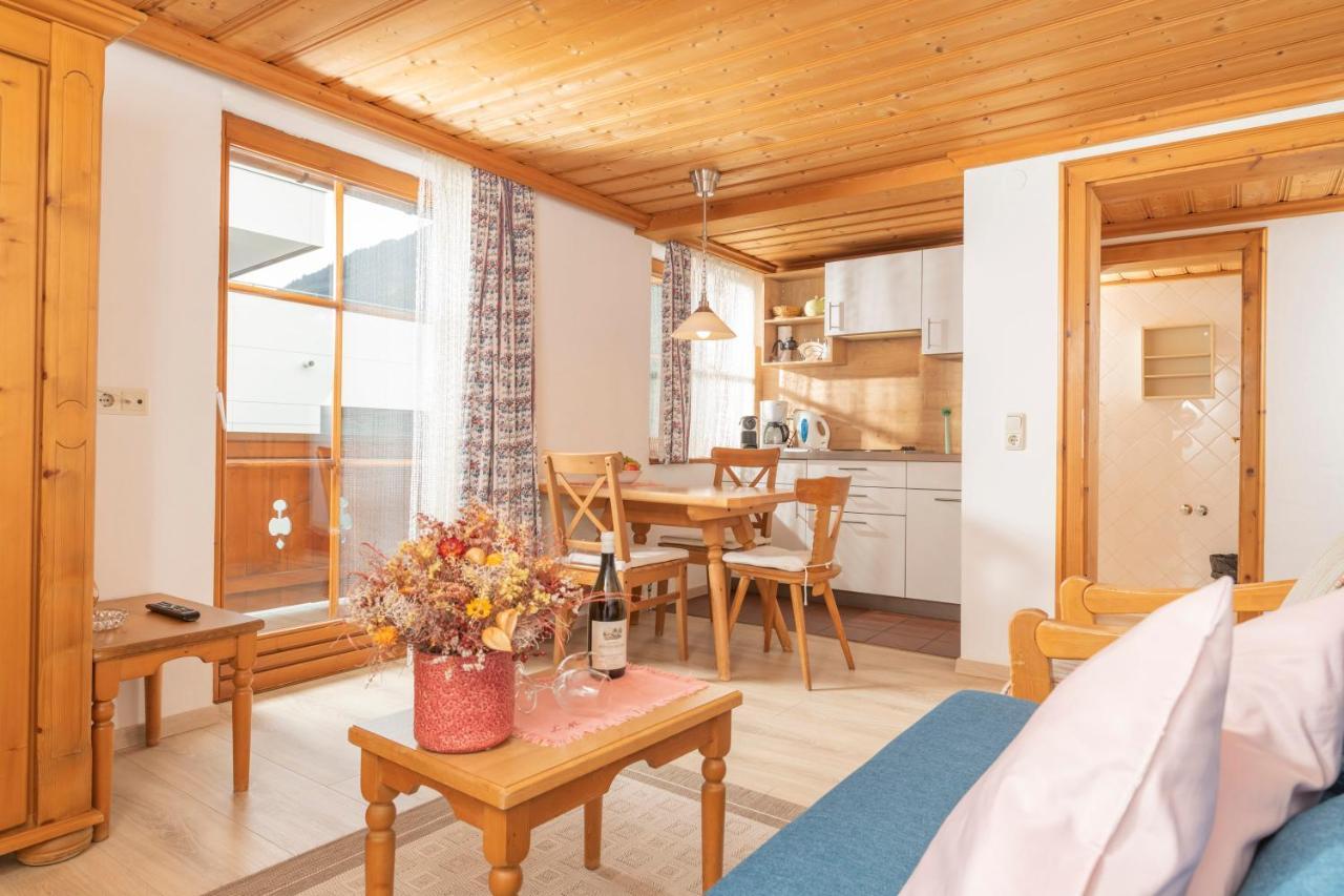 Bernhofer Apartment *