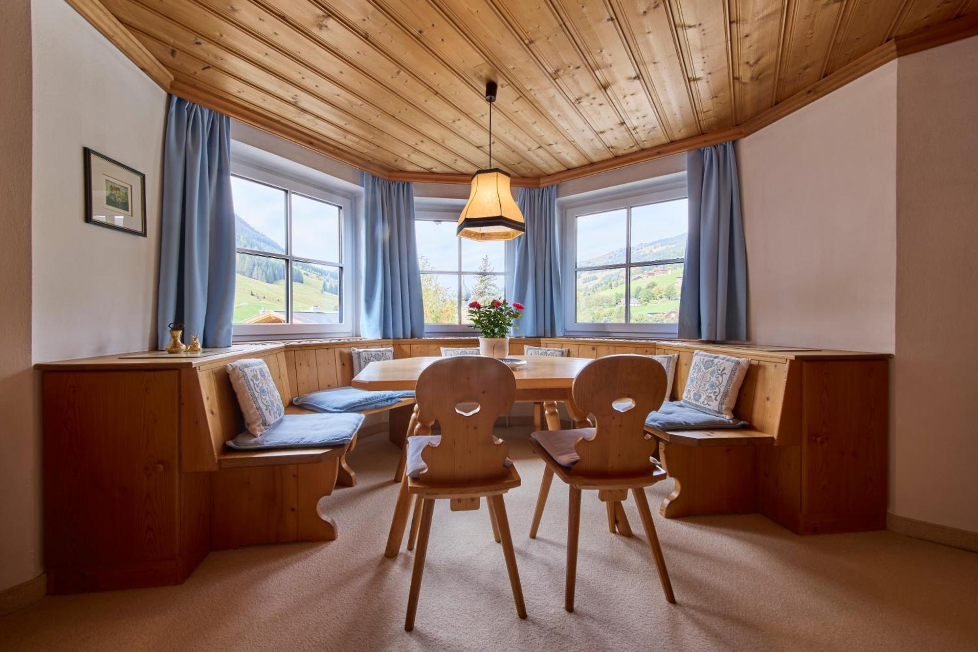 Bernhofer Apartment *