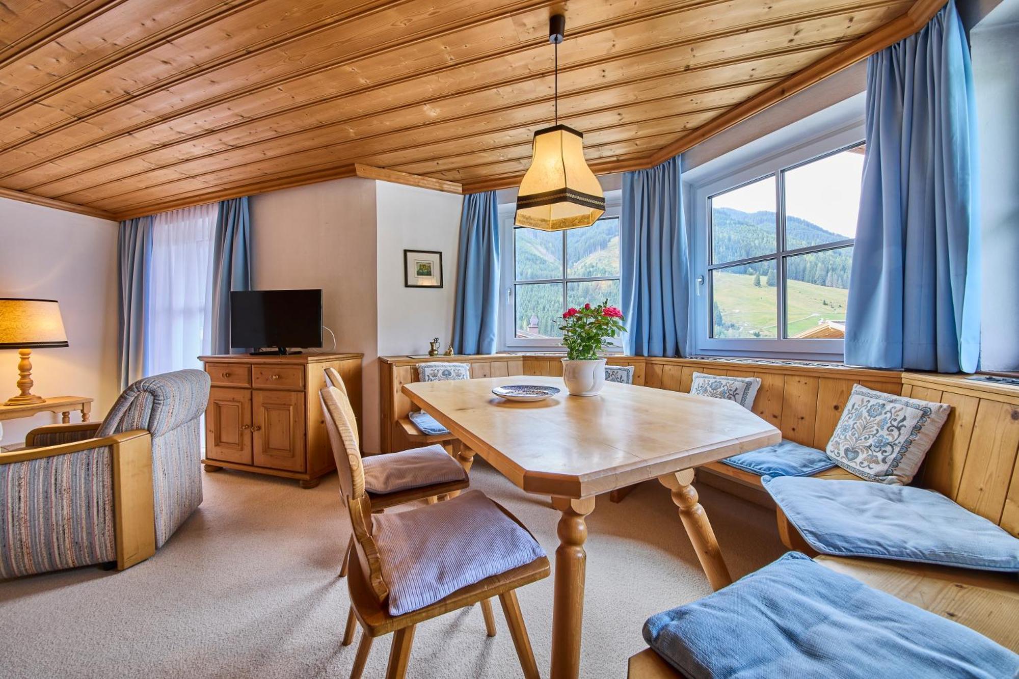 Apartment Bernhofer Saalbach-Hinterglemm
